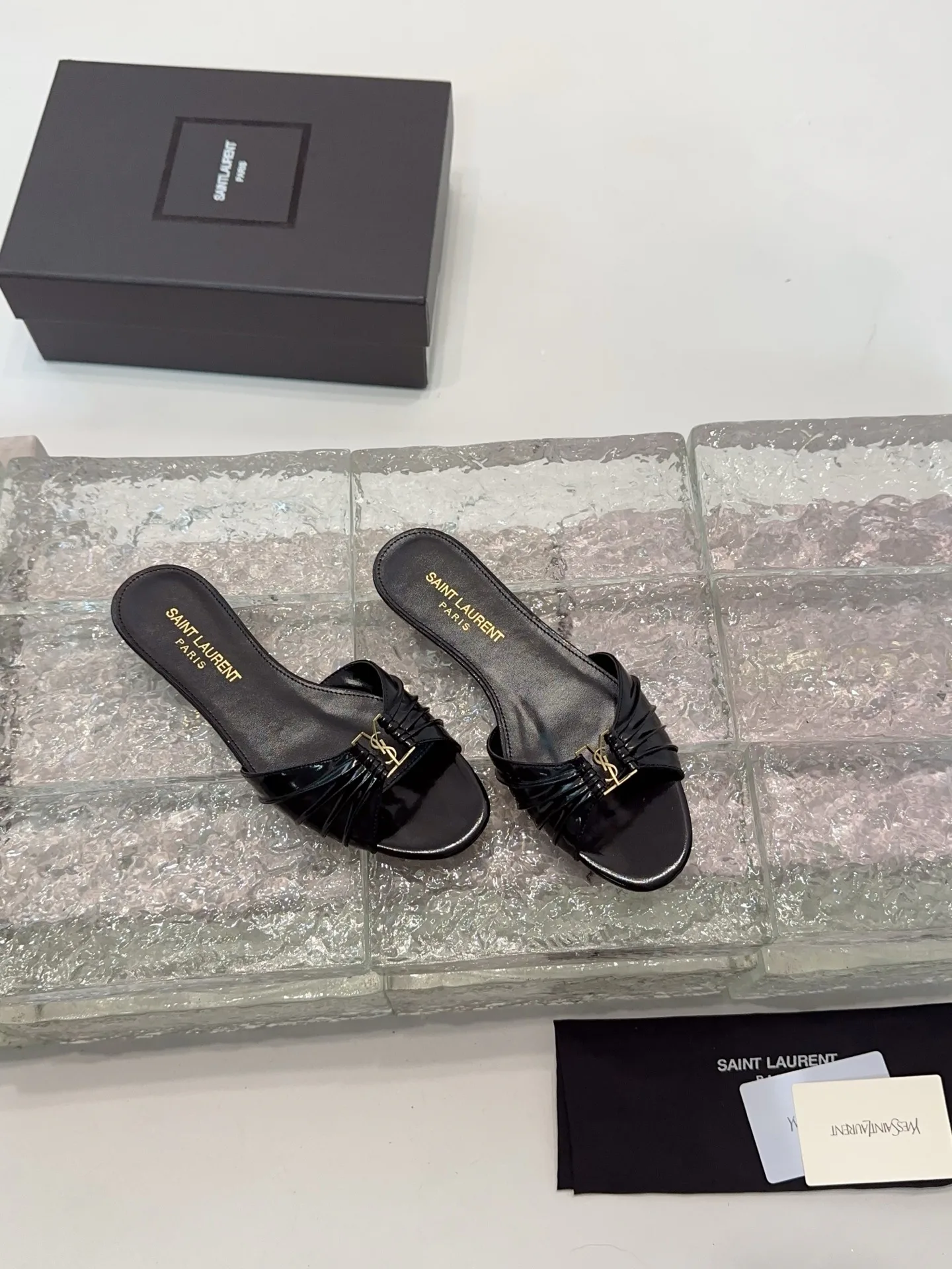 Босоножки Женские Saint Laurent 13339118