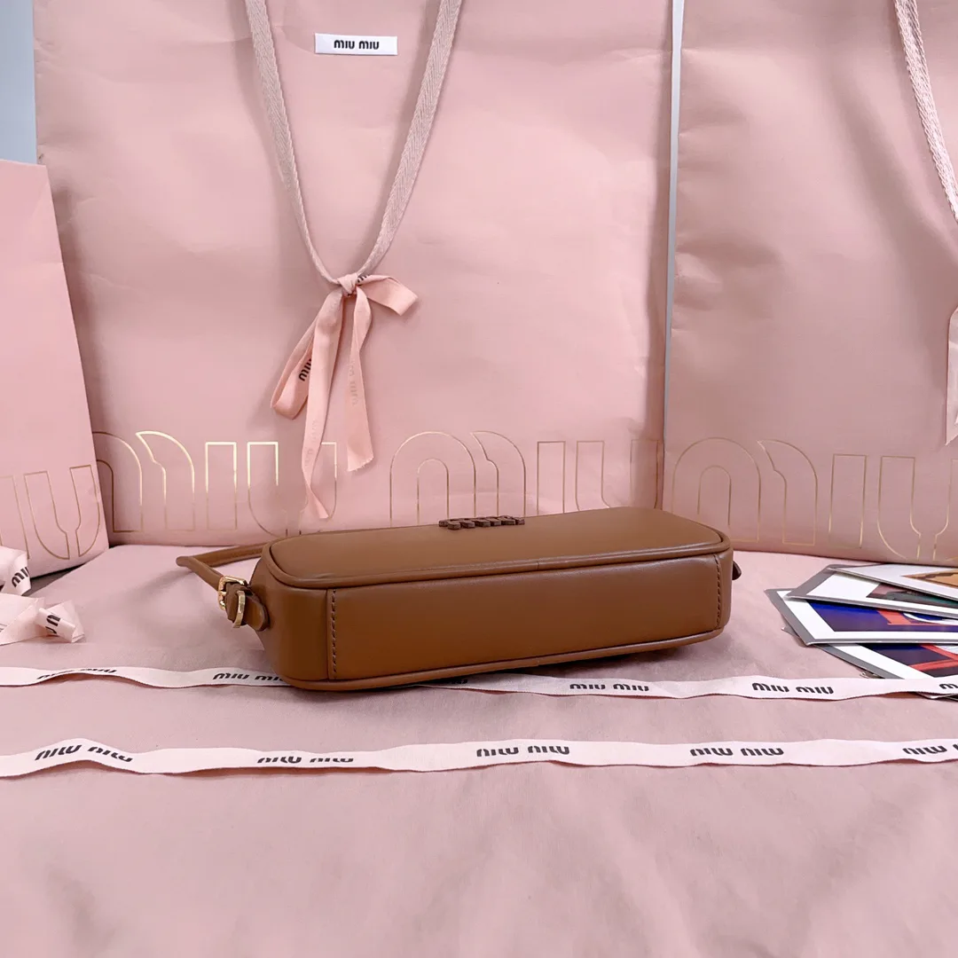 Классические Сумки Женские Miu Miu 11872260