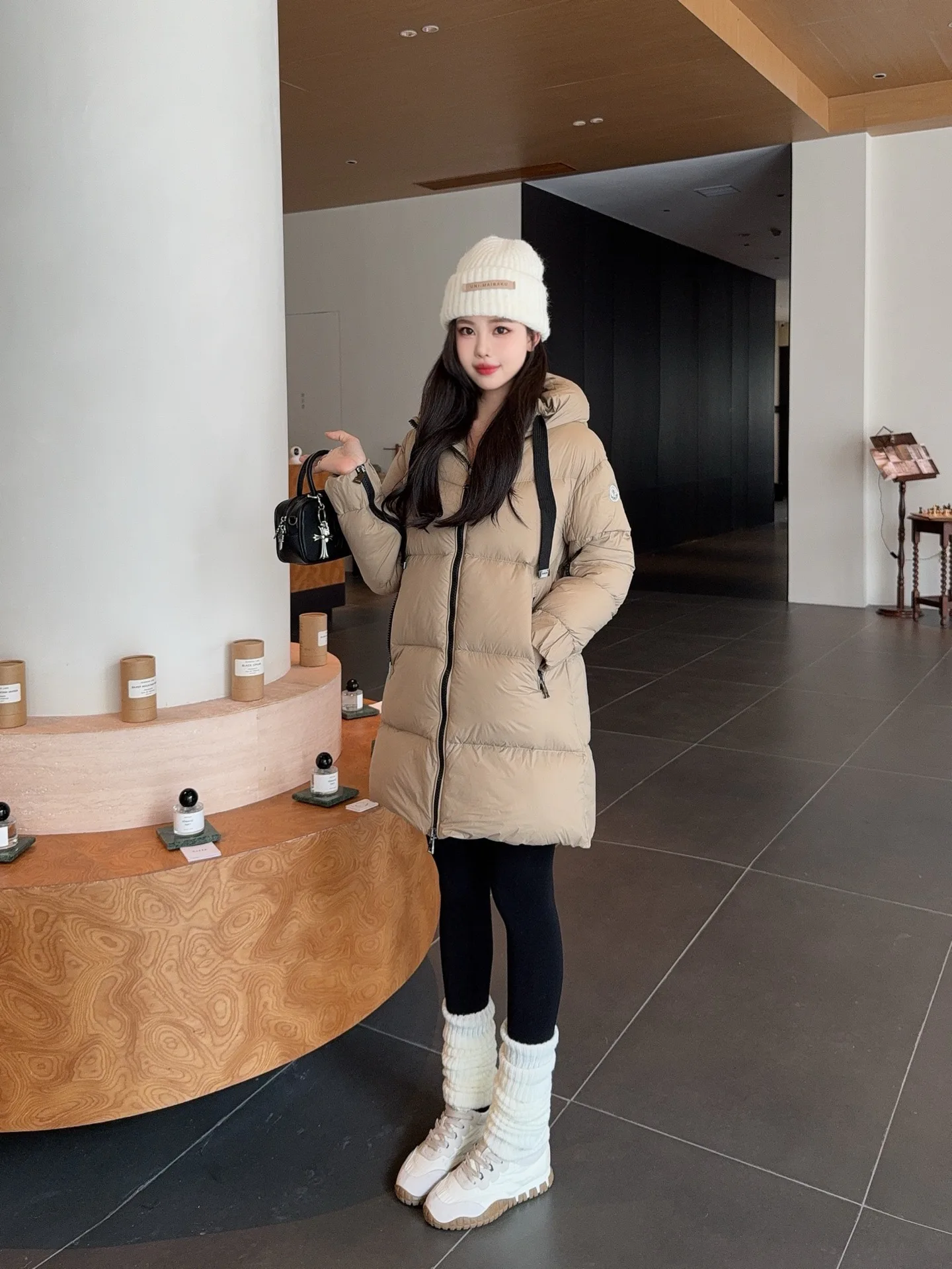 Куртки И Пуховики Женские Moncler 73149