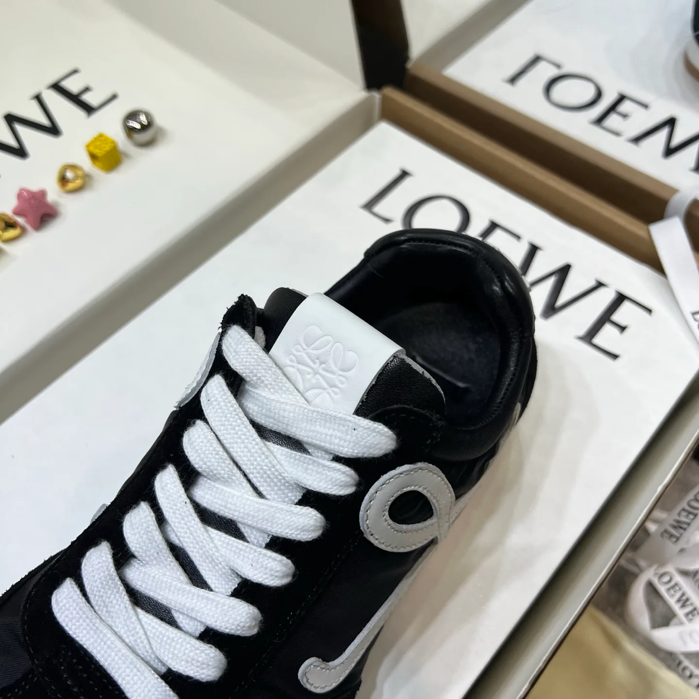 Кроссовки Женские Loewe 24193