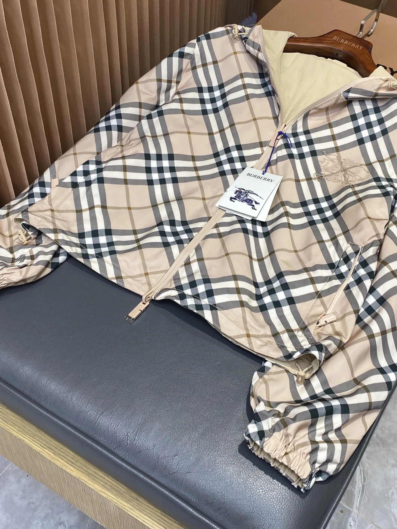 Куртки И Пуховики Мужские Burberry 13433005