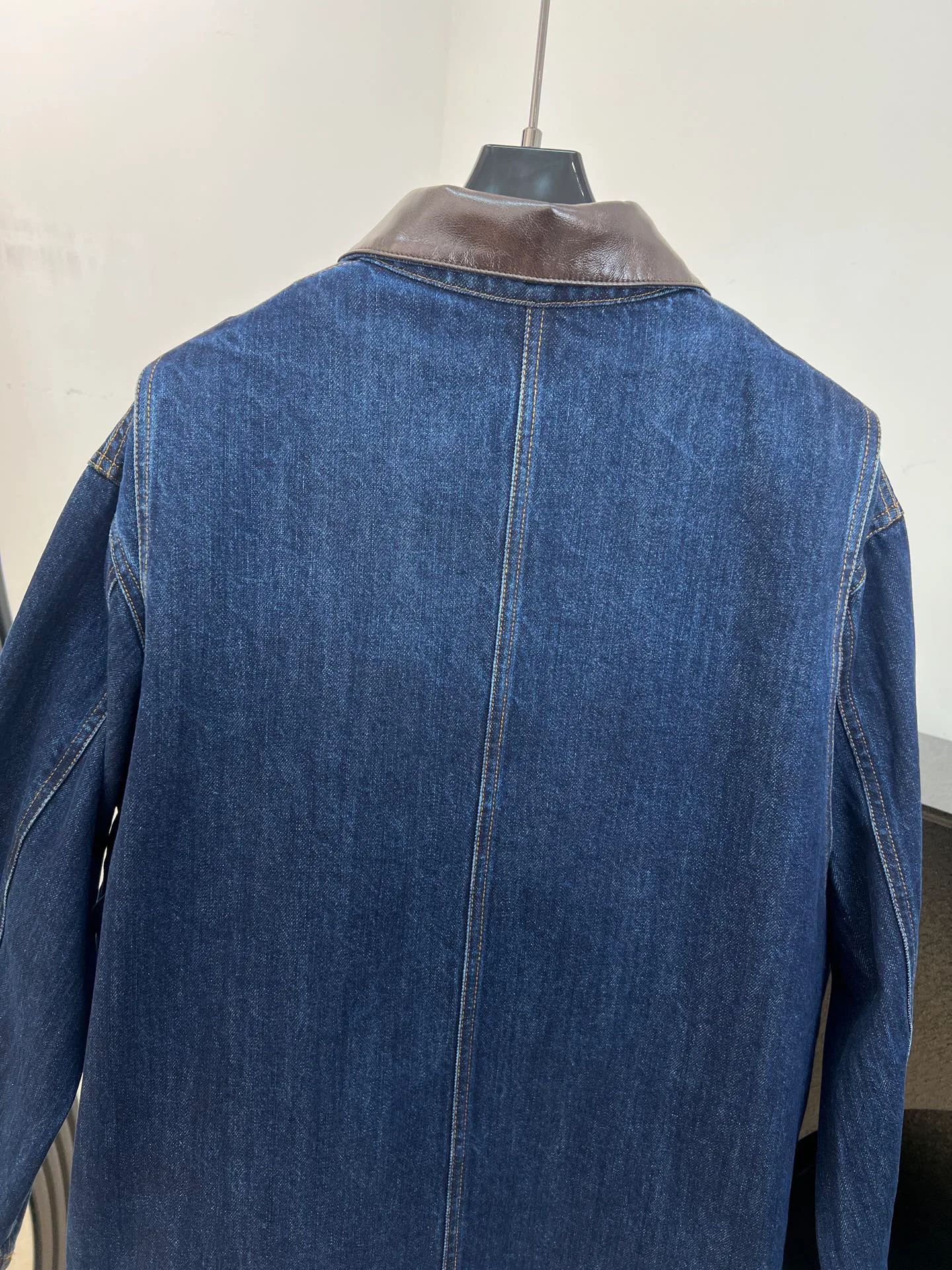 Куртки И Пуховики Женские Prada 18512730