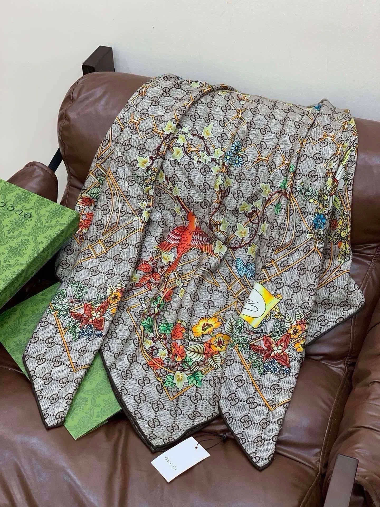 Платки Gucci 17631780
