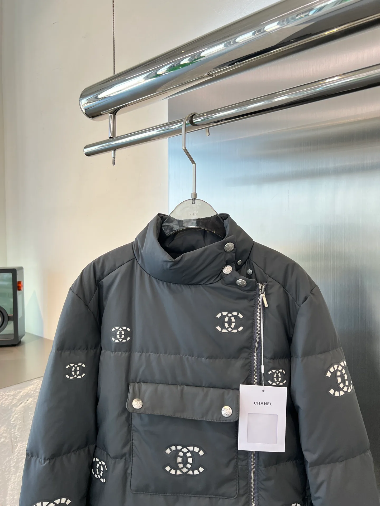 Куртки И Пуховики Мужские Chanel 1057322