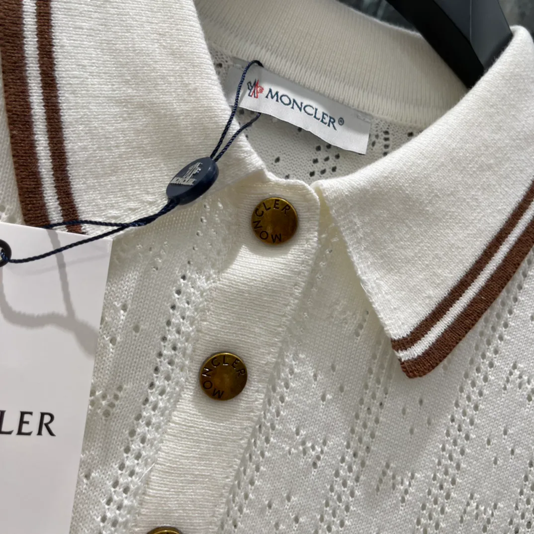 Топы Женские Moncler 11700401