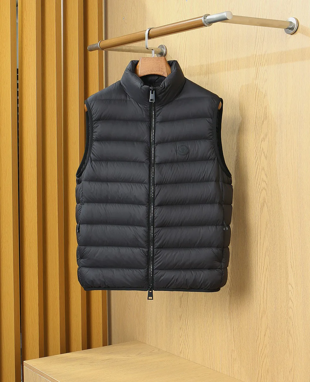 Жилеты Женские Moncler 18188864