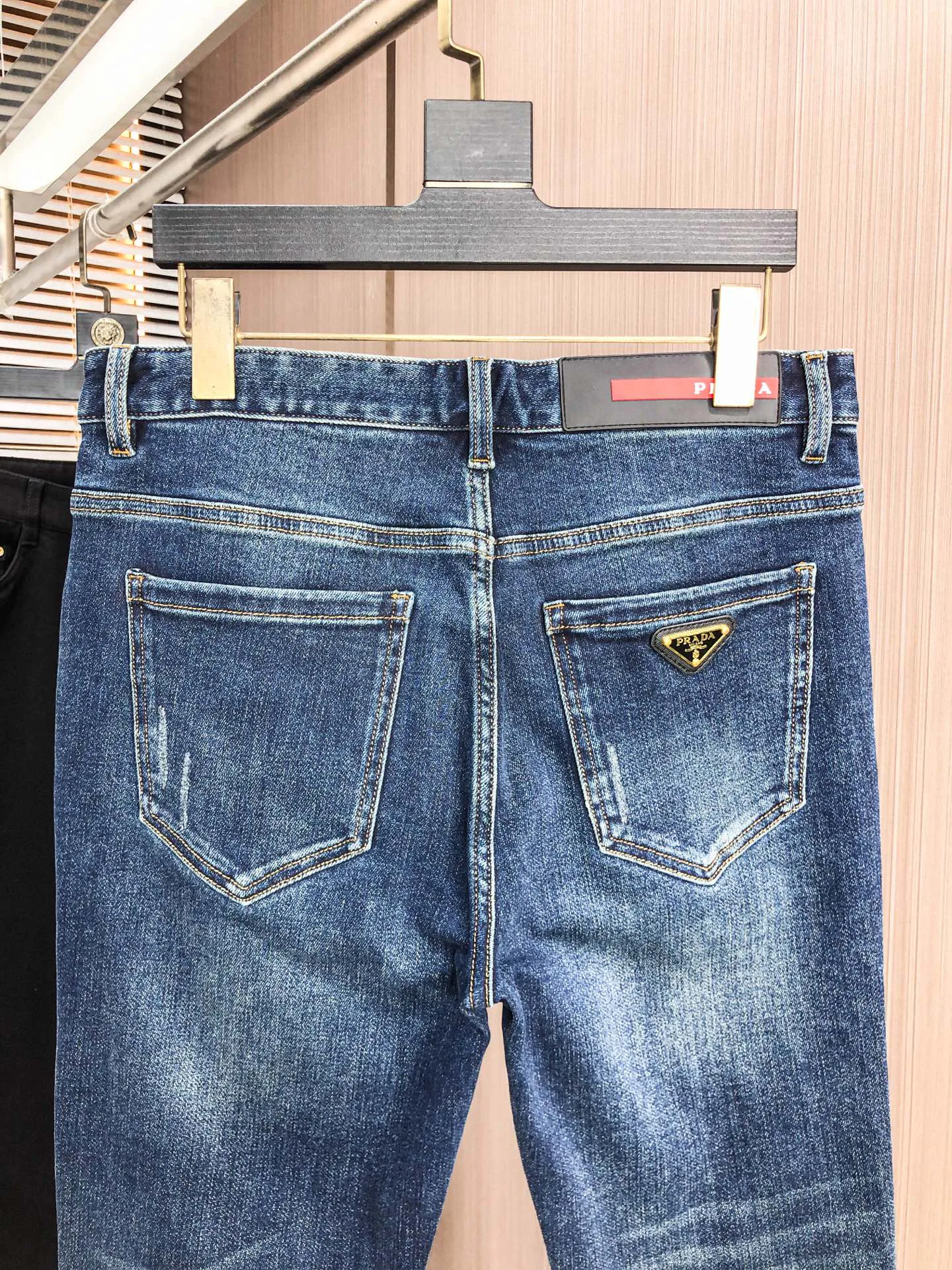 Джинсы Женские Prada 10186868