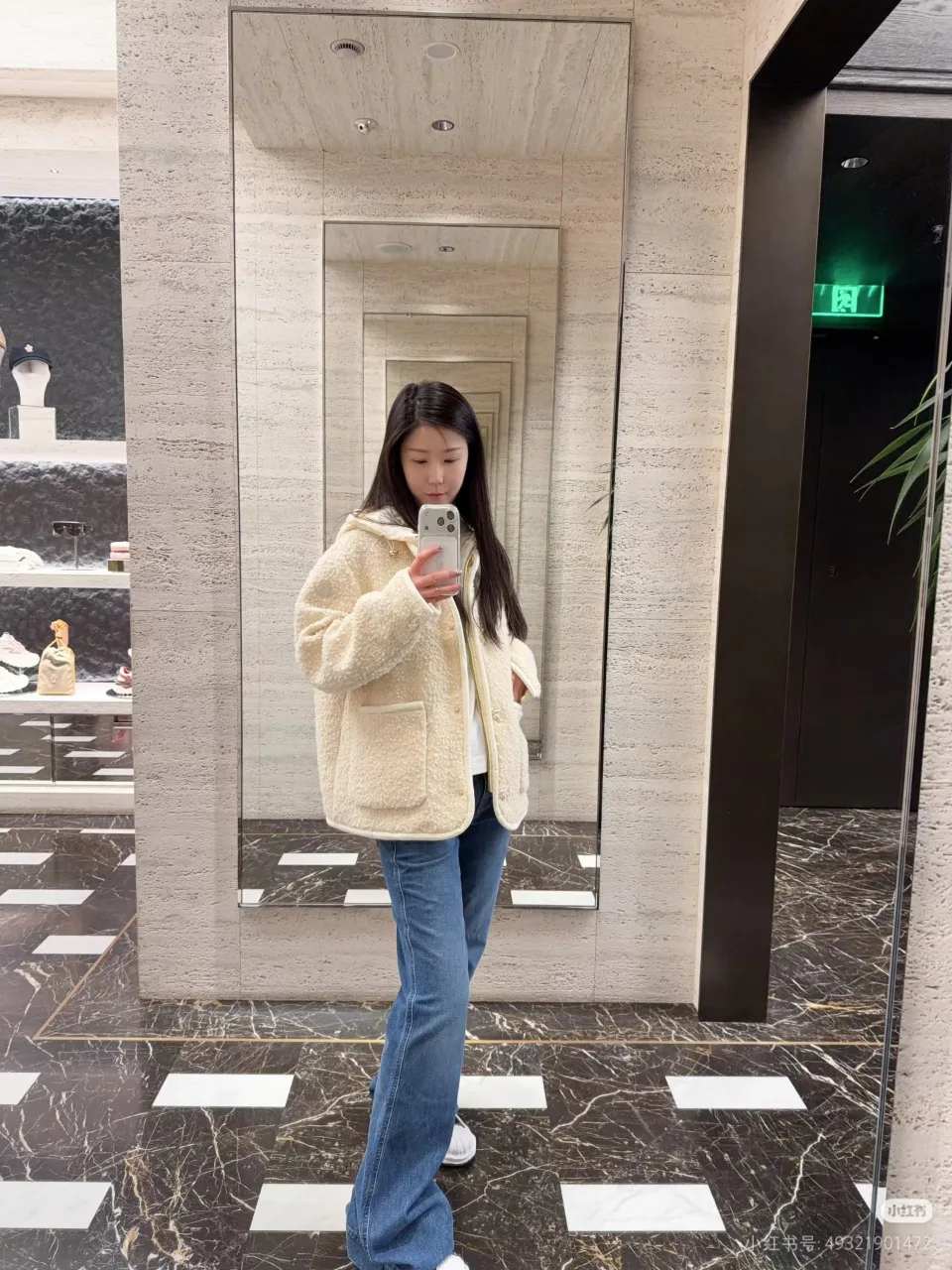 Куртки И Пуховики Женские Moncler 19513430