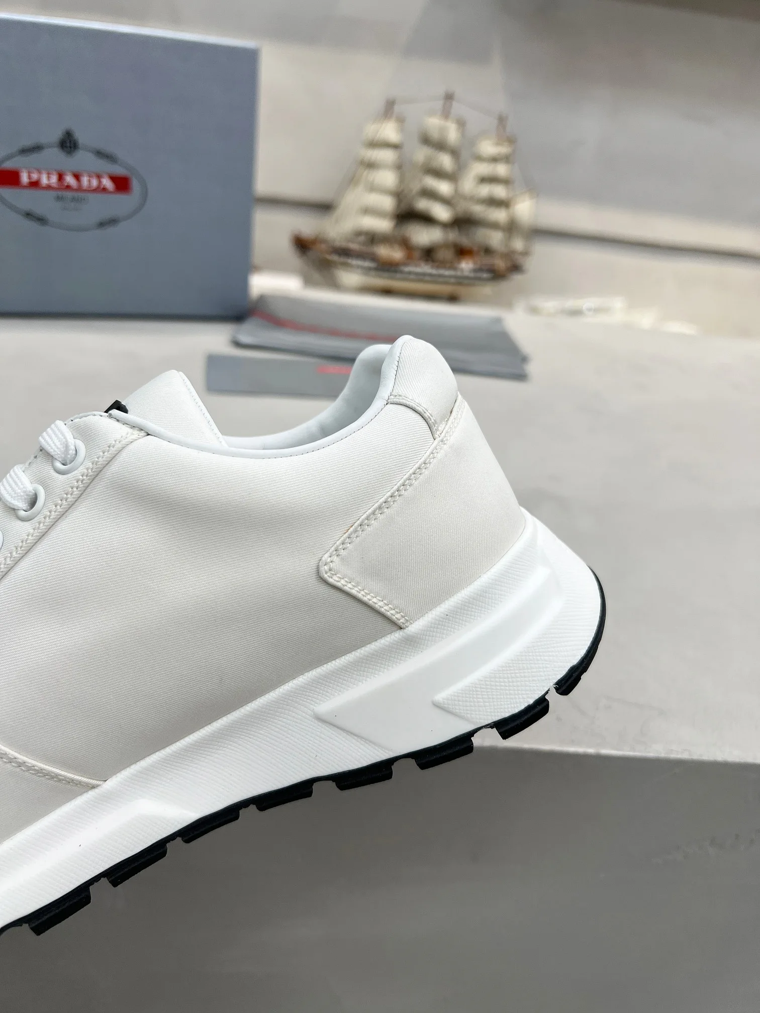 Кроссовки Мужские Prada 1801607