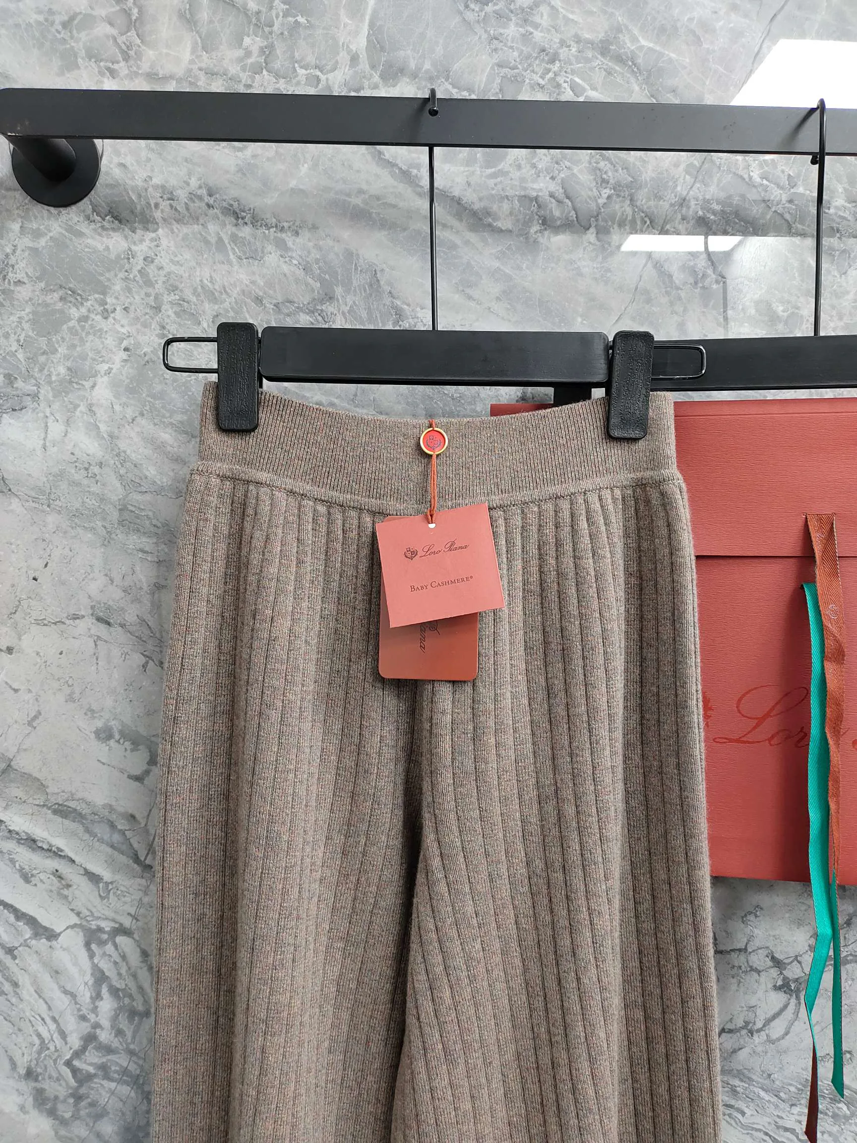 Брюки Женские Loro Piana 9621484