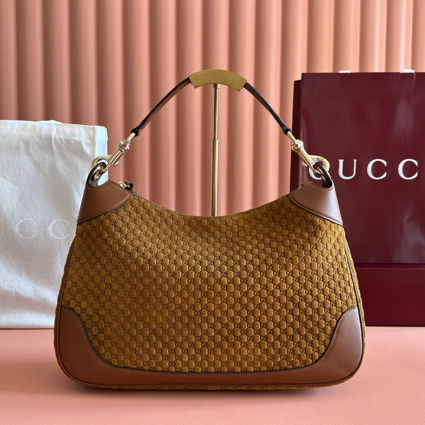 Классические Сумки Женские Gucci 963019