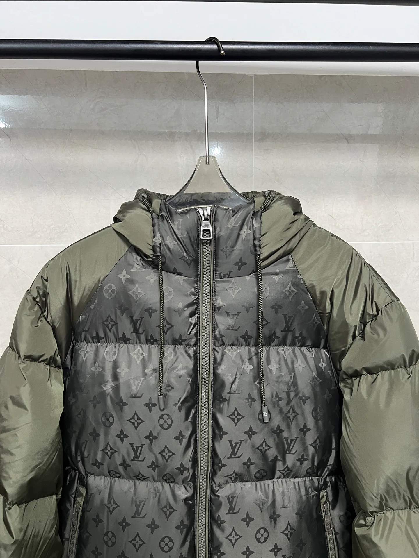 Куртки И Пуховики Мужские Louis Vuitton 1264252