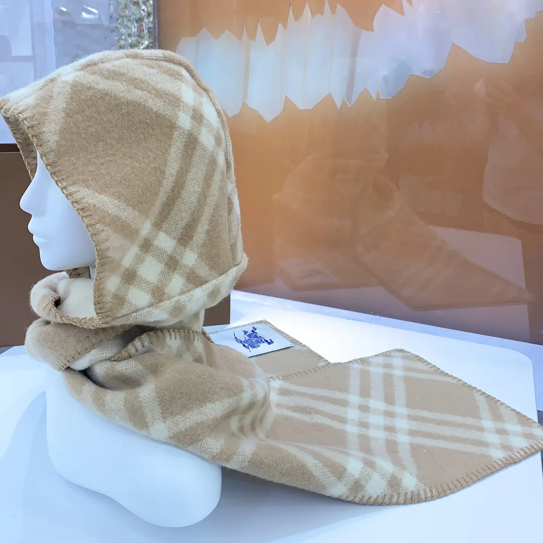 Шарфы Burberry 825870