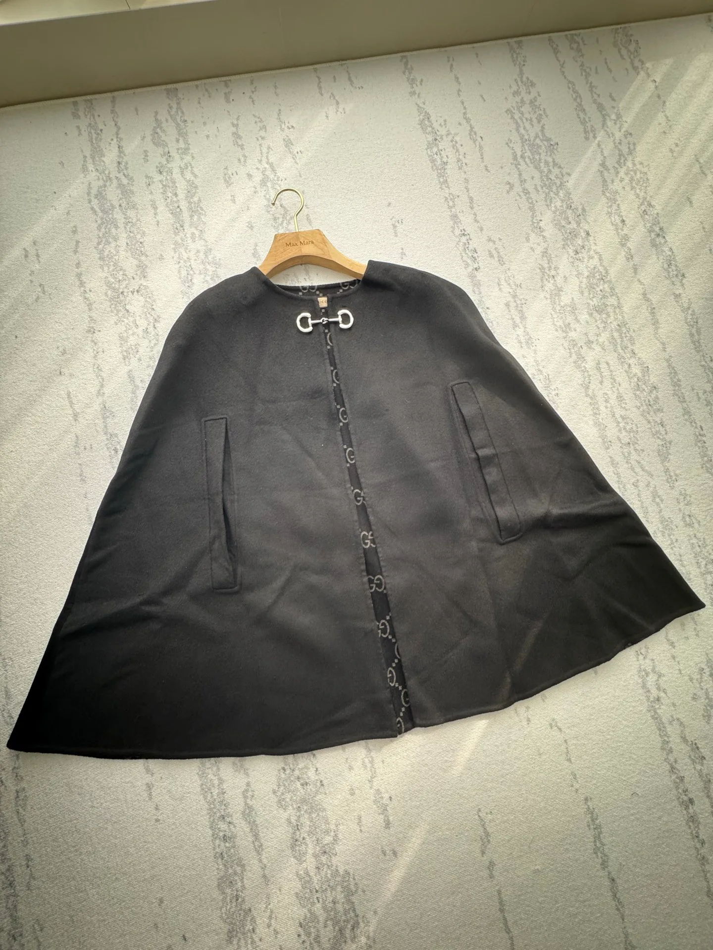 Пальто Женские Gucci 18361603