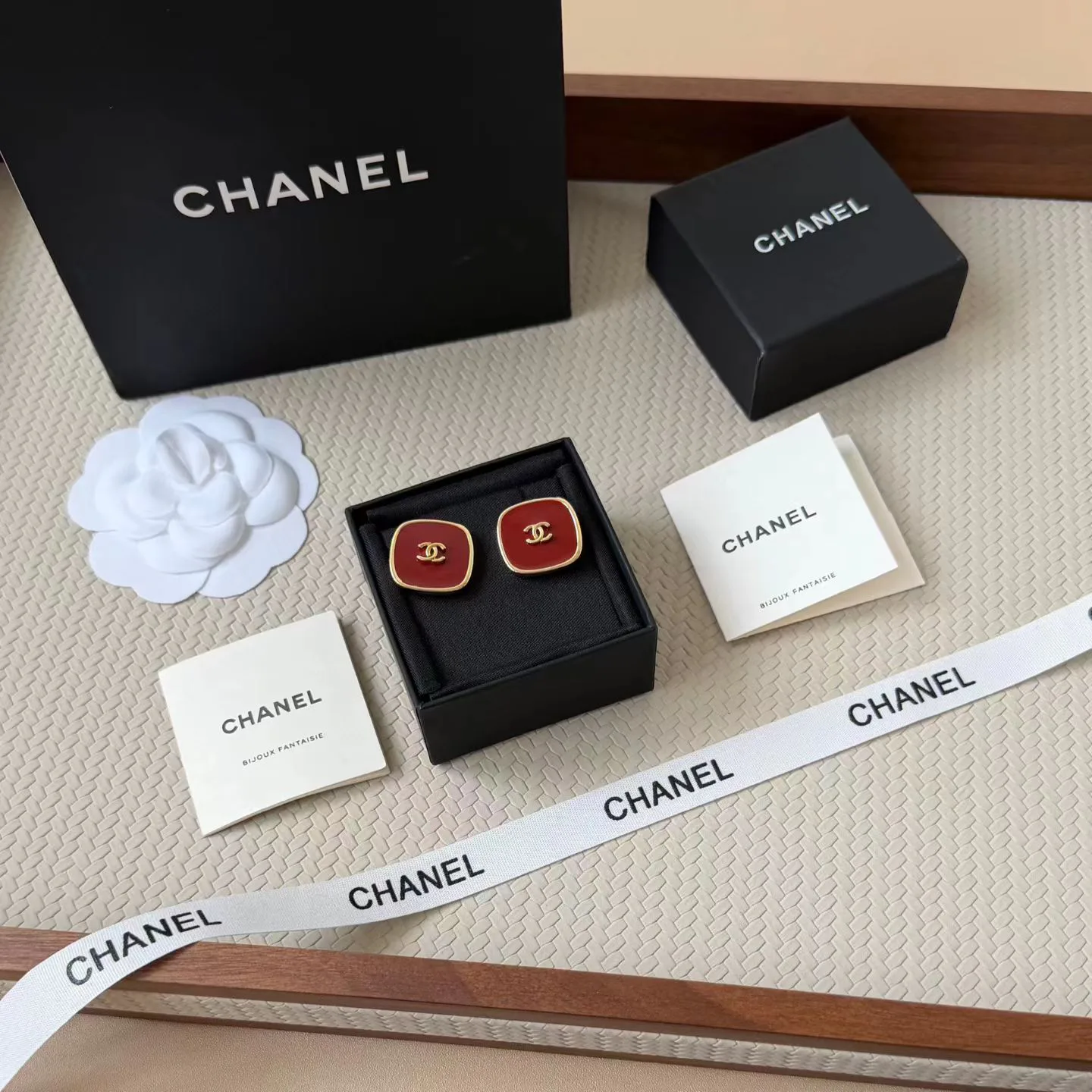 Бижутерия Chanel 18123151