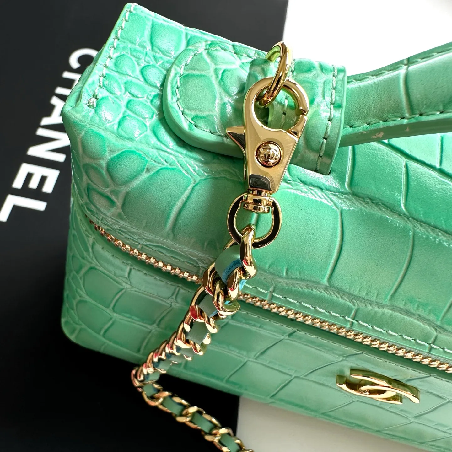 Классические Сумки Женские Chanel 17498625
