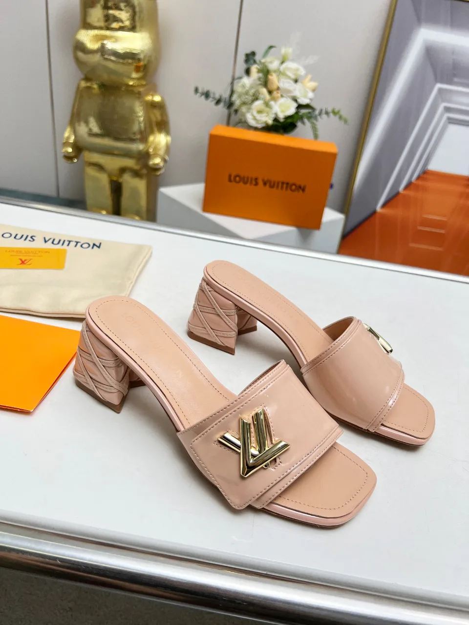 Сандалии Женские Louis Vuitton 9623625