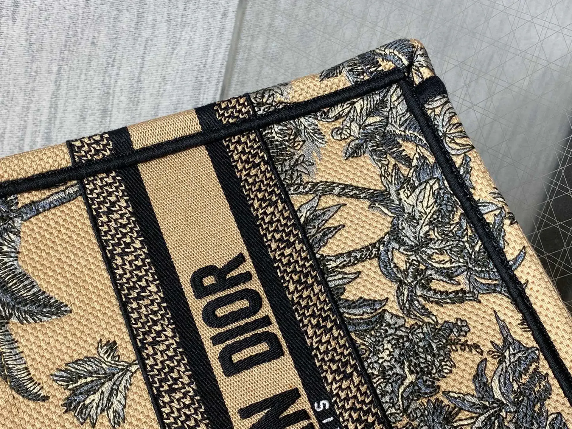 Классические Сумки Женские Christian Dior 82455