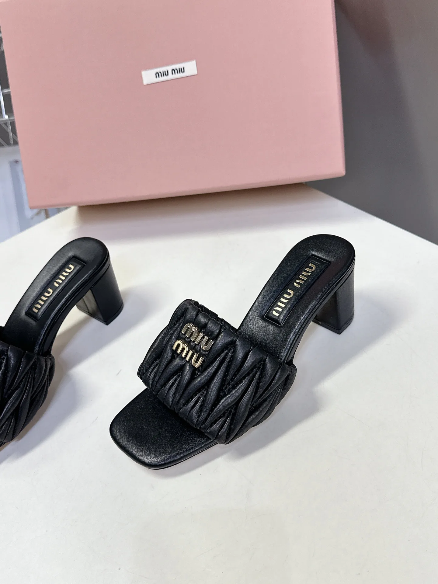 Сандалии Женские Miu Miu 13332418