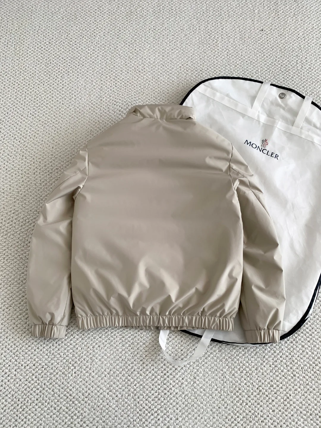 Куртки И Пуховики Мужские Moncler 512318