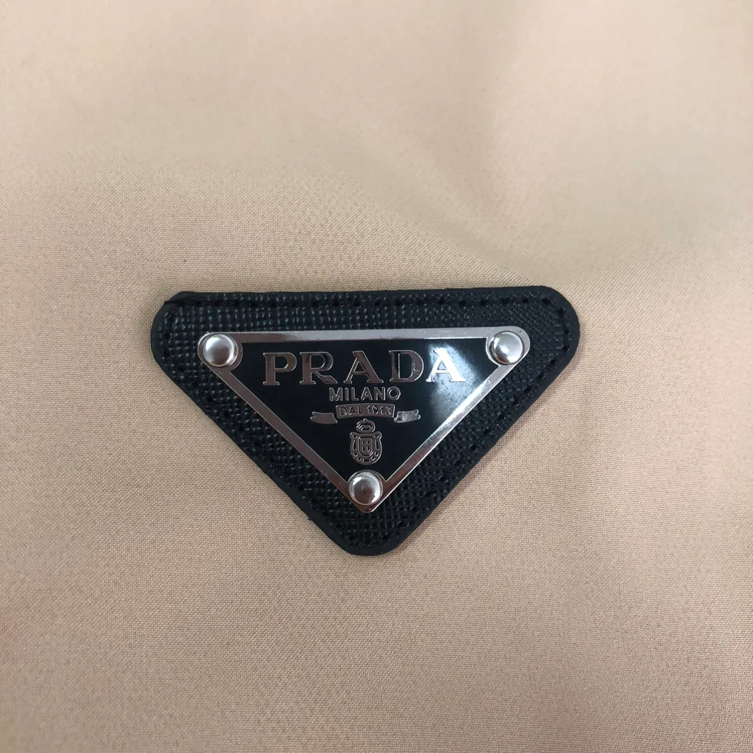 Куртки И Пуховики Мужские Prada 13230395