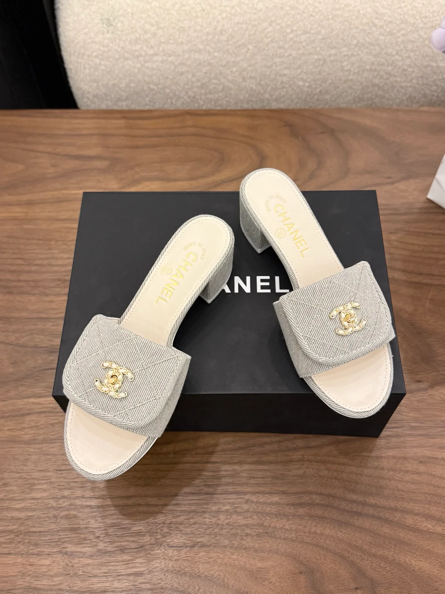 Сандалии Женские Chanel 11559196