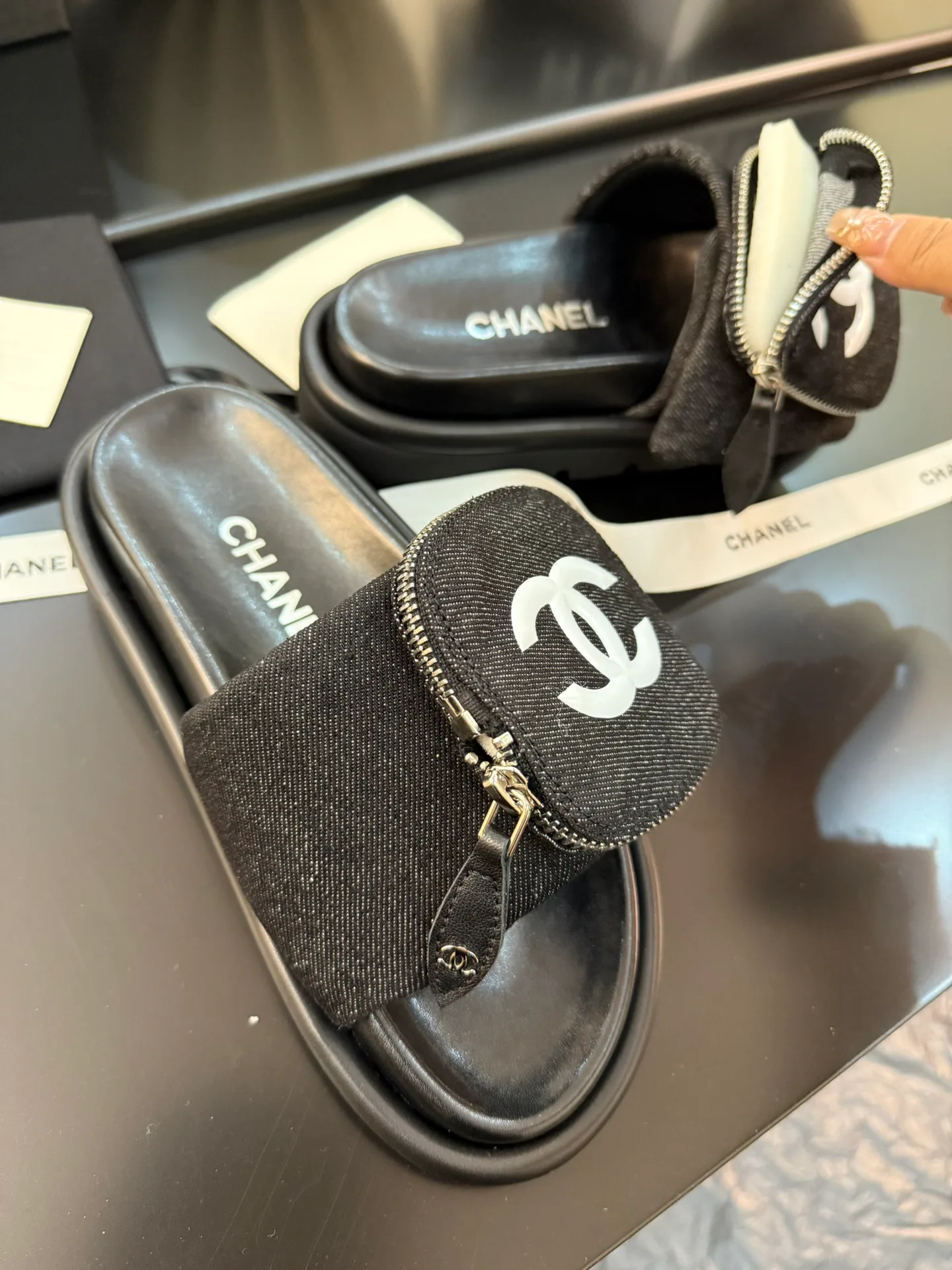 Шлепанцы Женские Chanel 20383