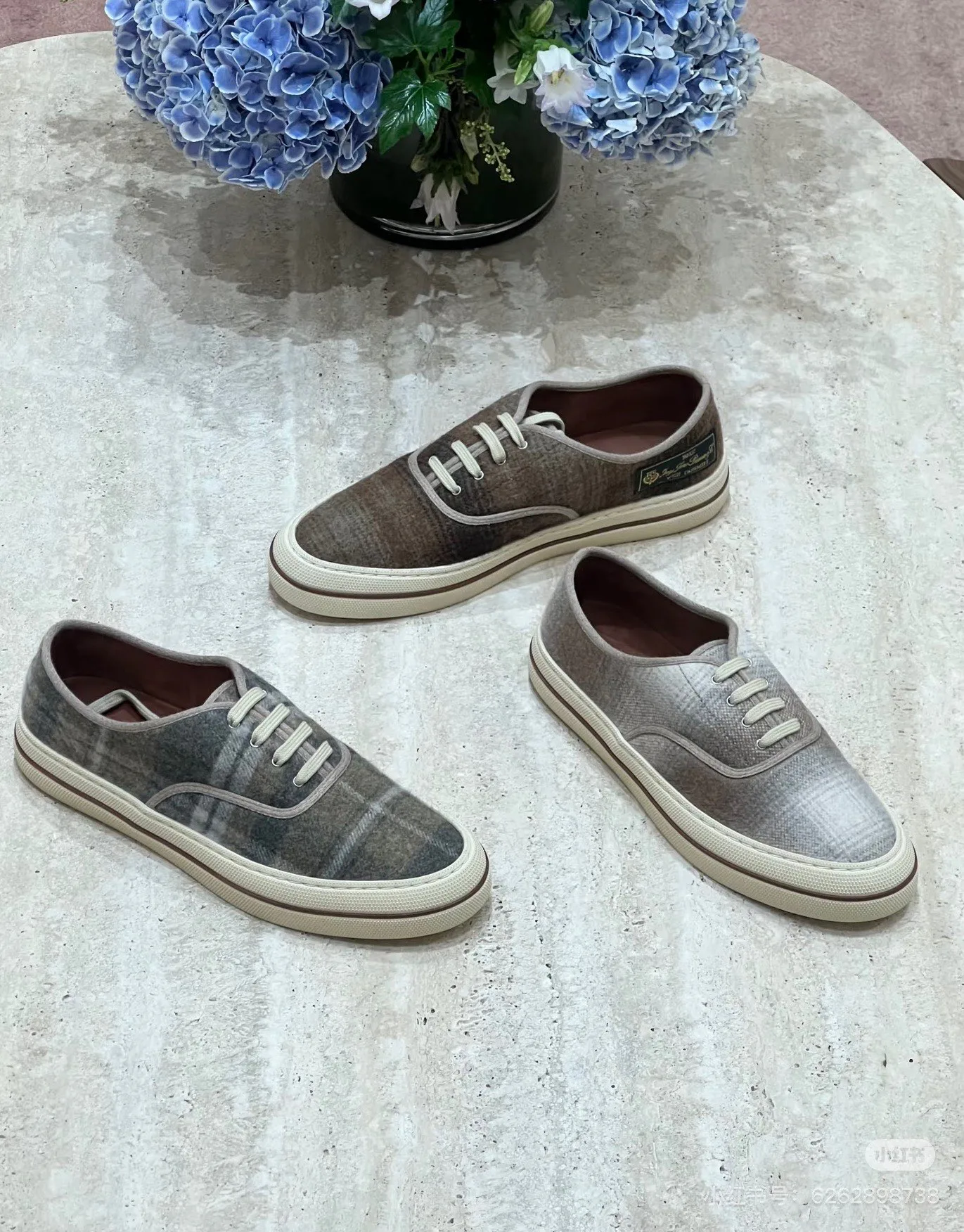 Кроссовки Женские Loro Piana 18258094