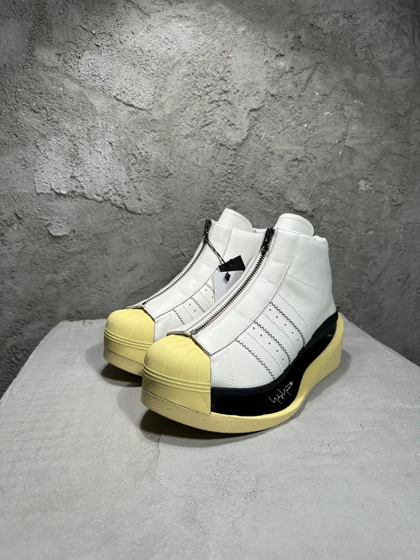 Кроссовки Женские Y-3 18011945