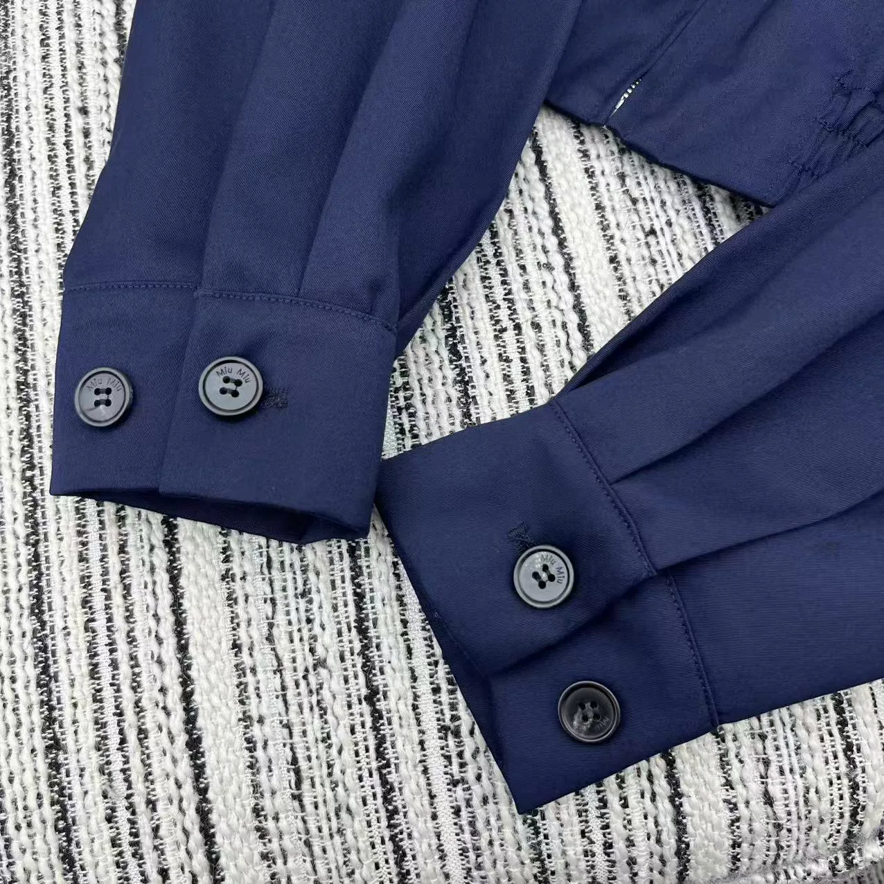 Куртки И Пуховики Женские Miu Miu 60026