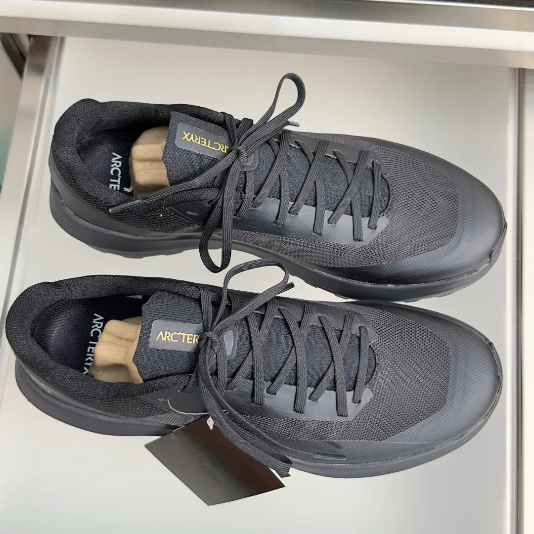 Кроссовки Женские Arcteryx 17415466