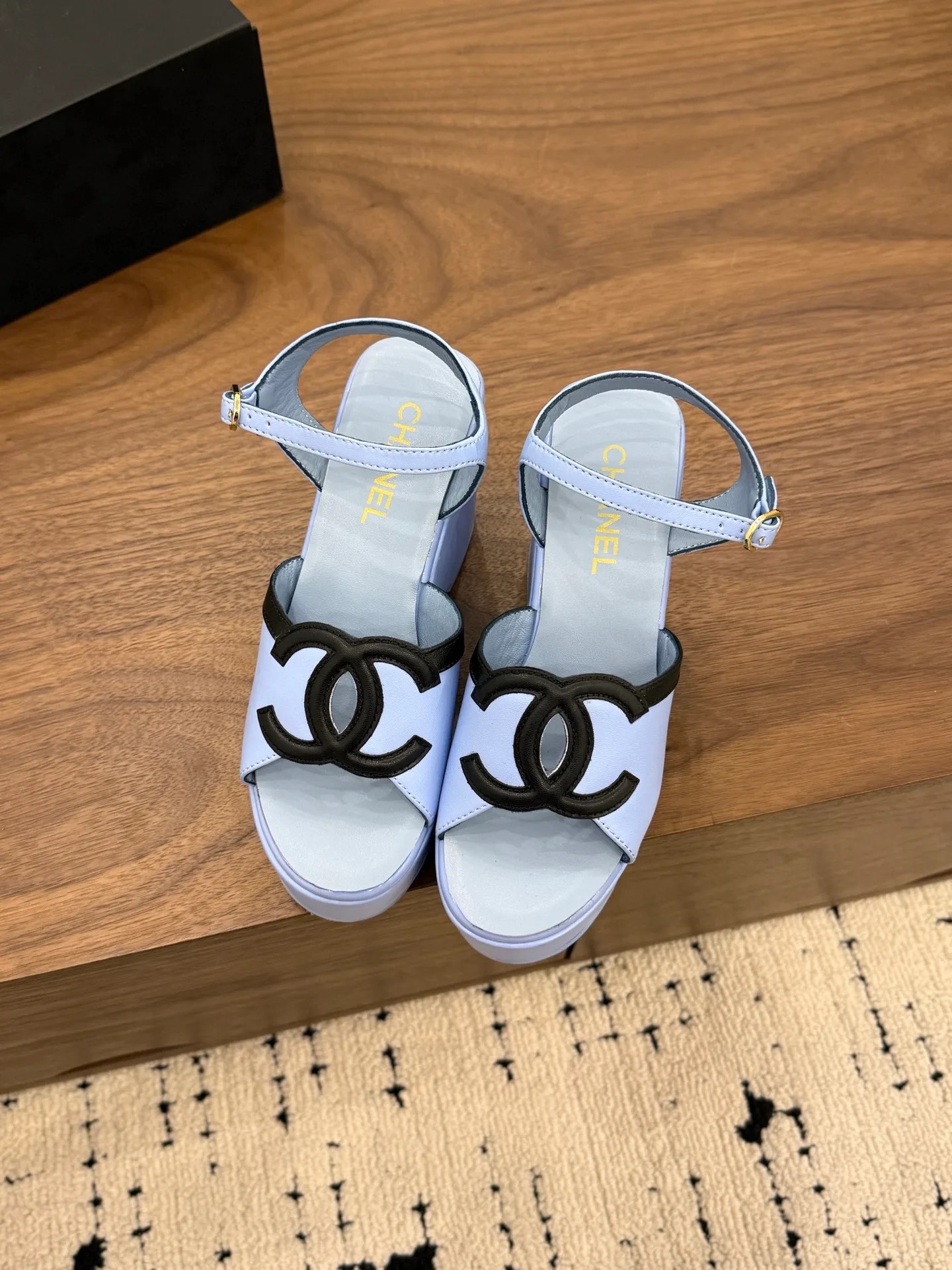 Туфли Женские Chanel 11668431