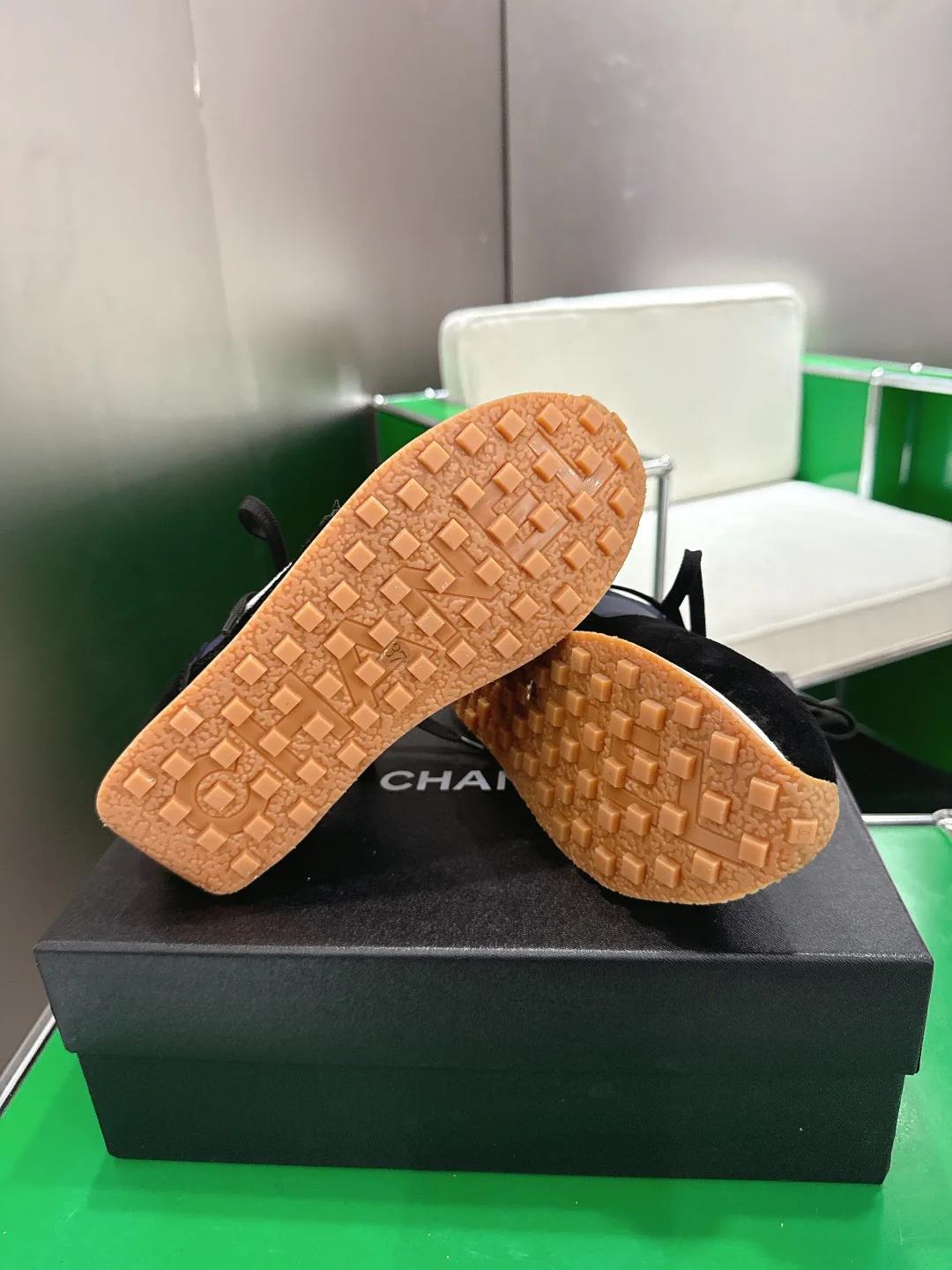 Кроссовки Женские Chanel 5018909