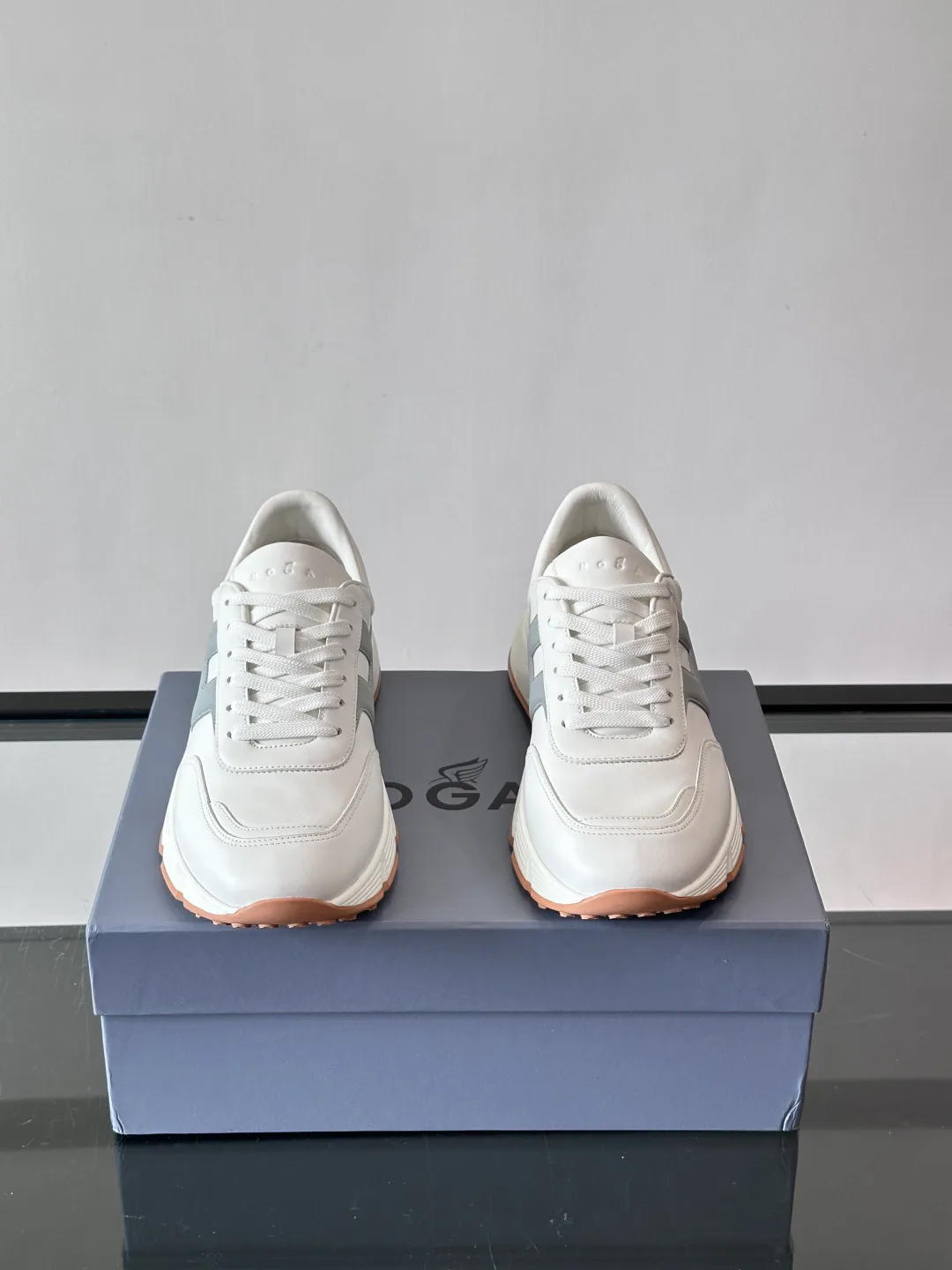 Кроссовки Женские Hogan 418141