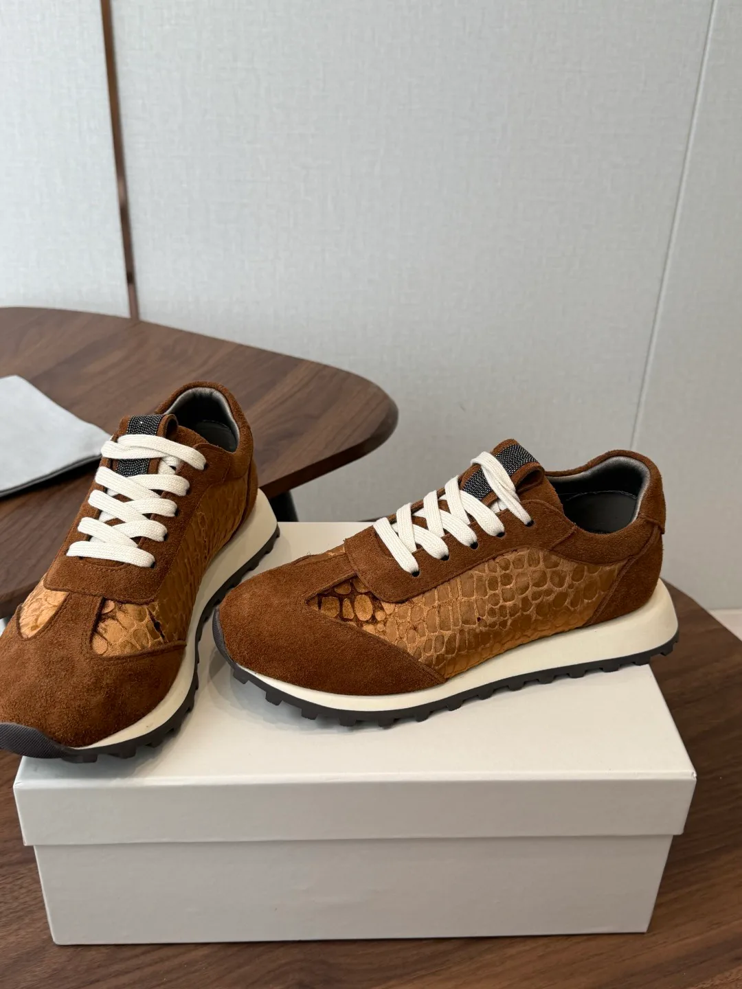Кроссовки Женские Brunello Cucinelli 17461327