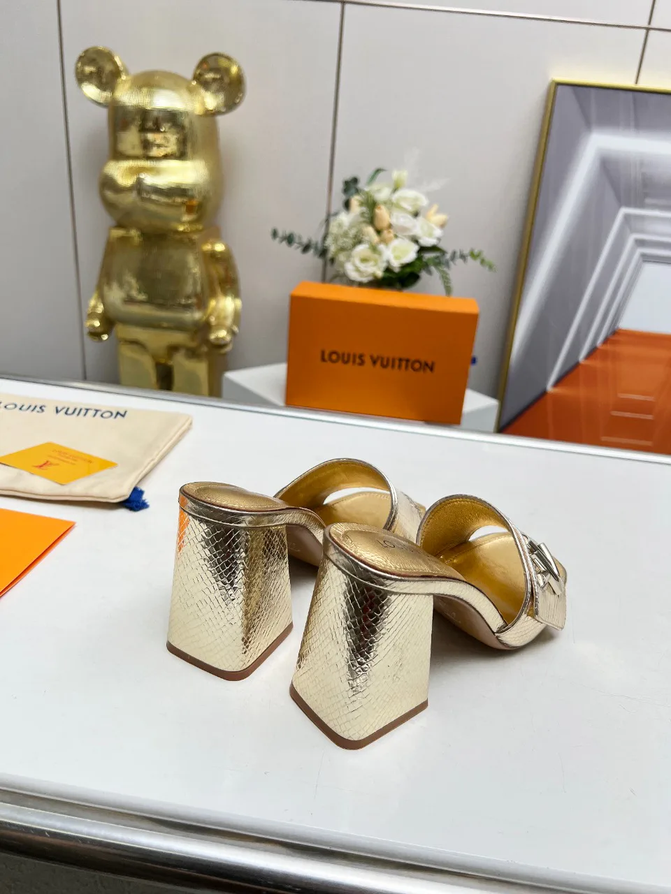 Сандалии Женские Louis Vuitton 9623631