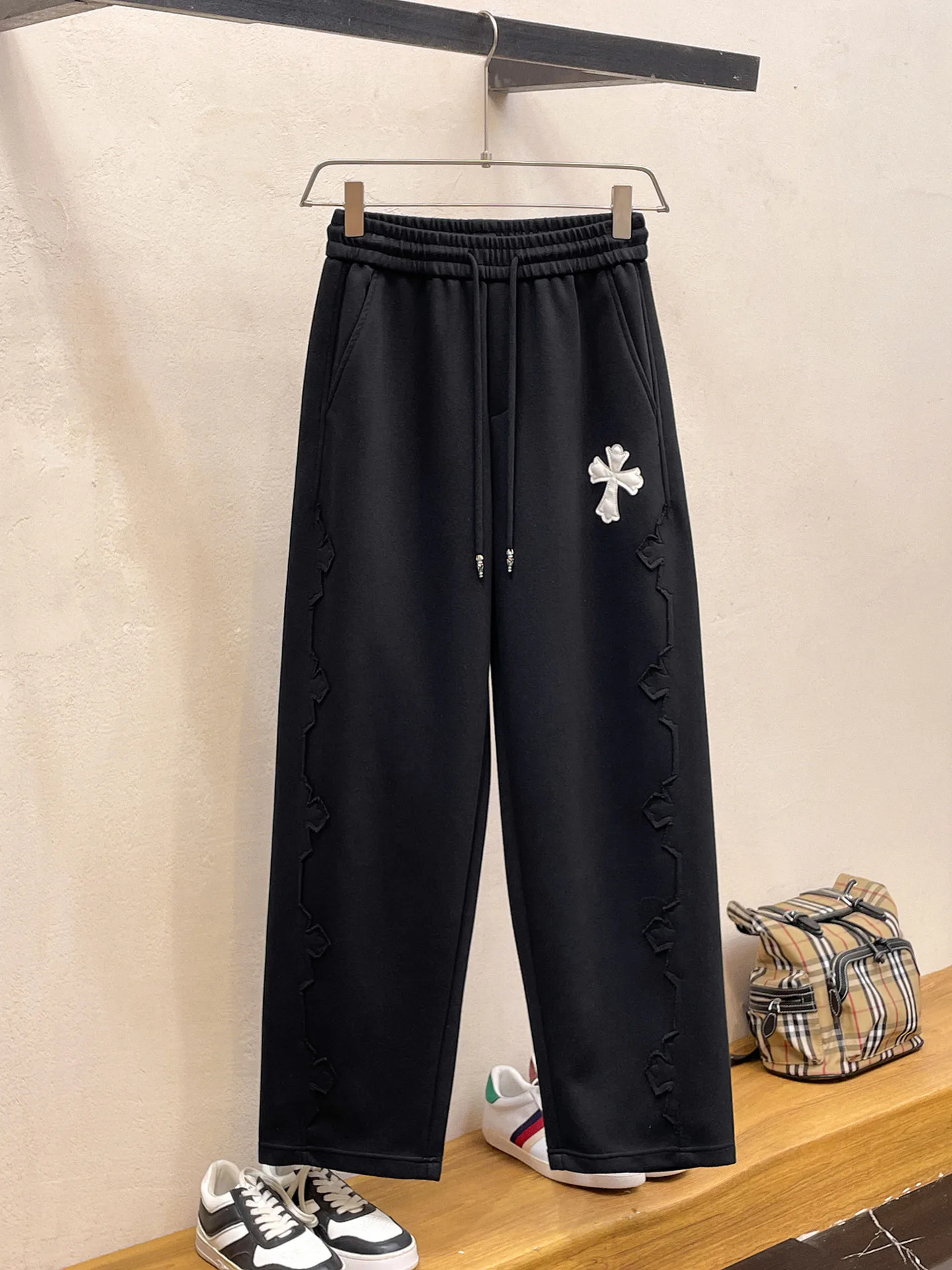 Брюки Женские Chrome Hearts 10378785