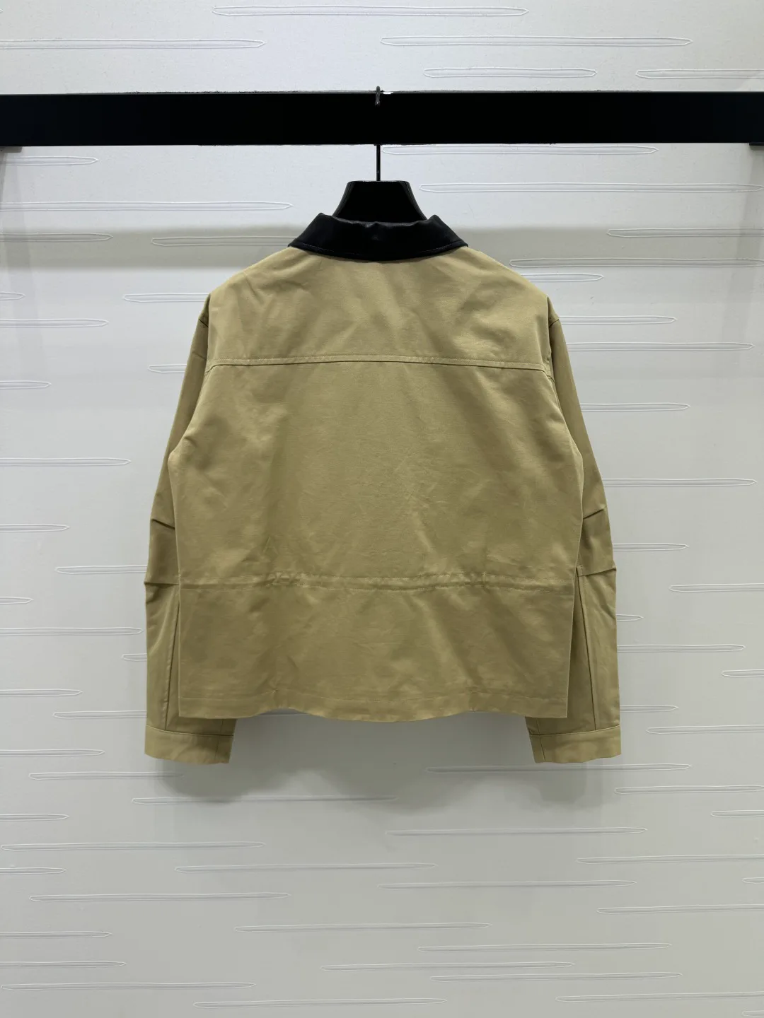 Куртки И Пуховики Женские Prada 18333059