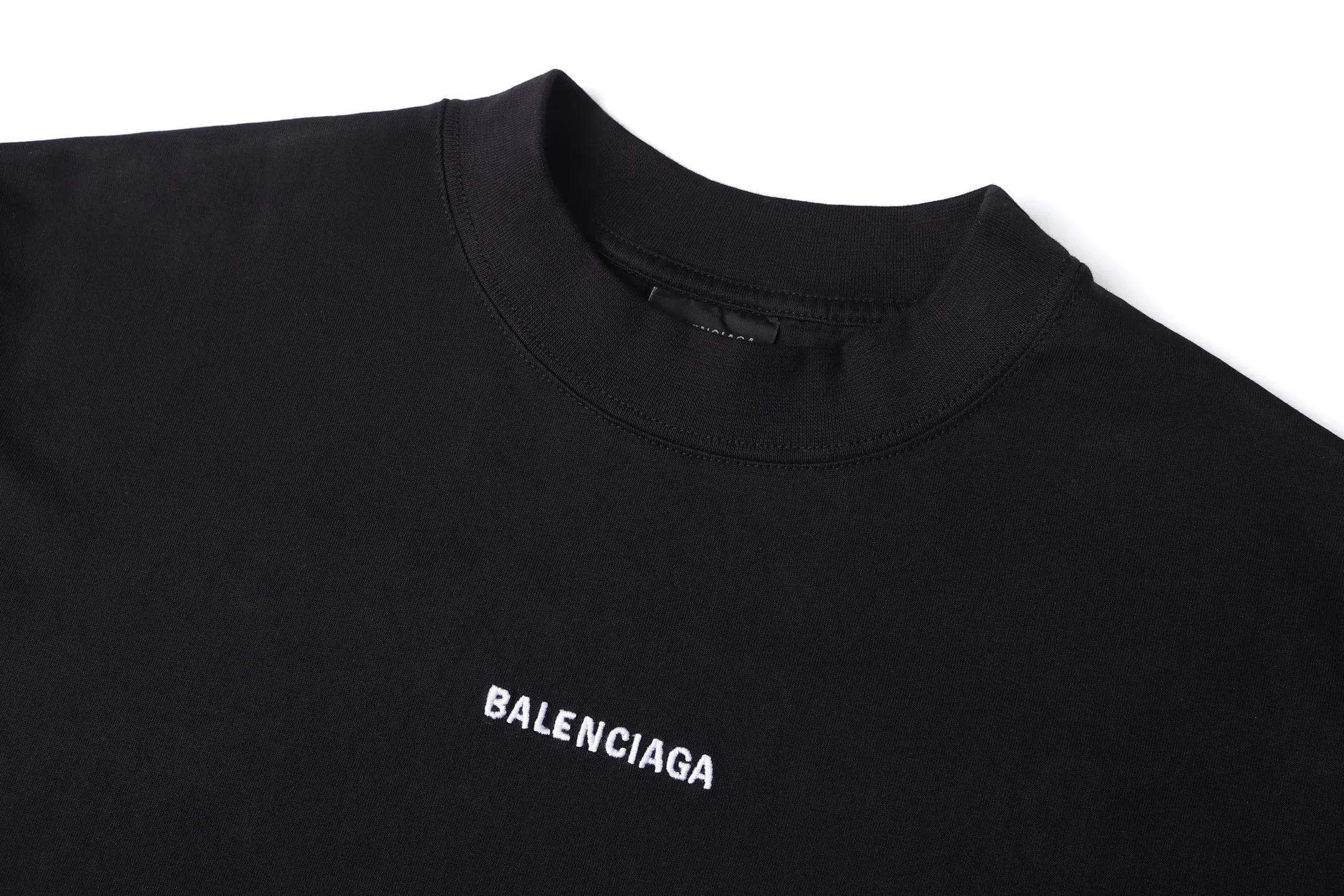 Футболки Женские Balenciaga 11580591