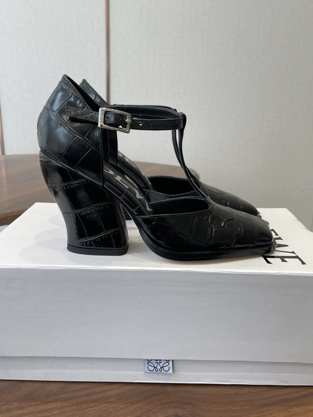 Сандалии Женские Loewe 1284404