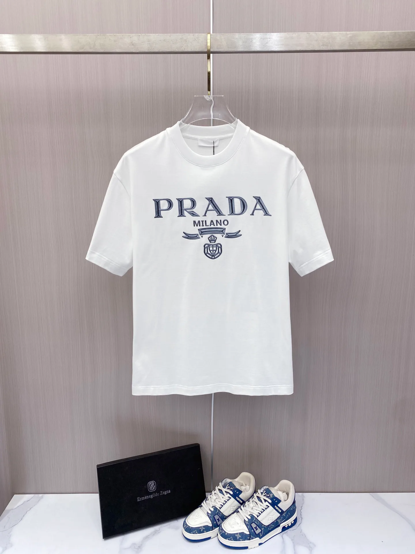 Футболки Женские Prada 11528573