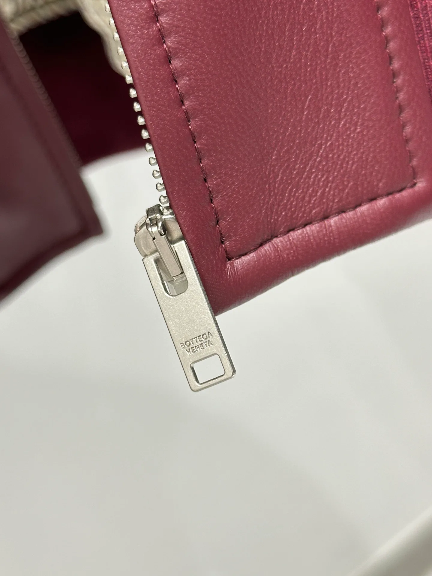 Кожаные Куртки И Дублёнки Женские Bottega Veneta 11759409