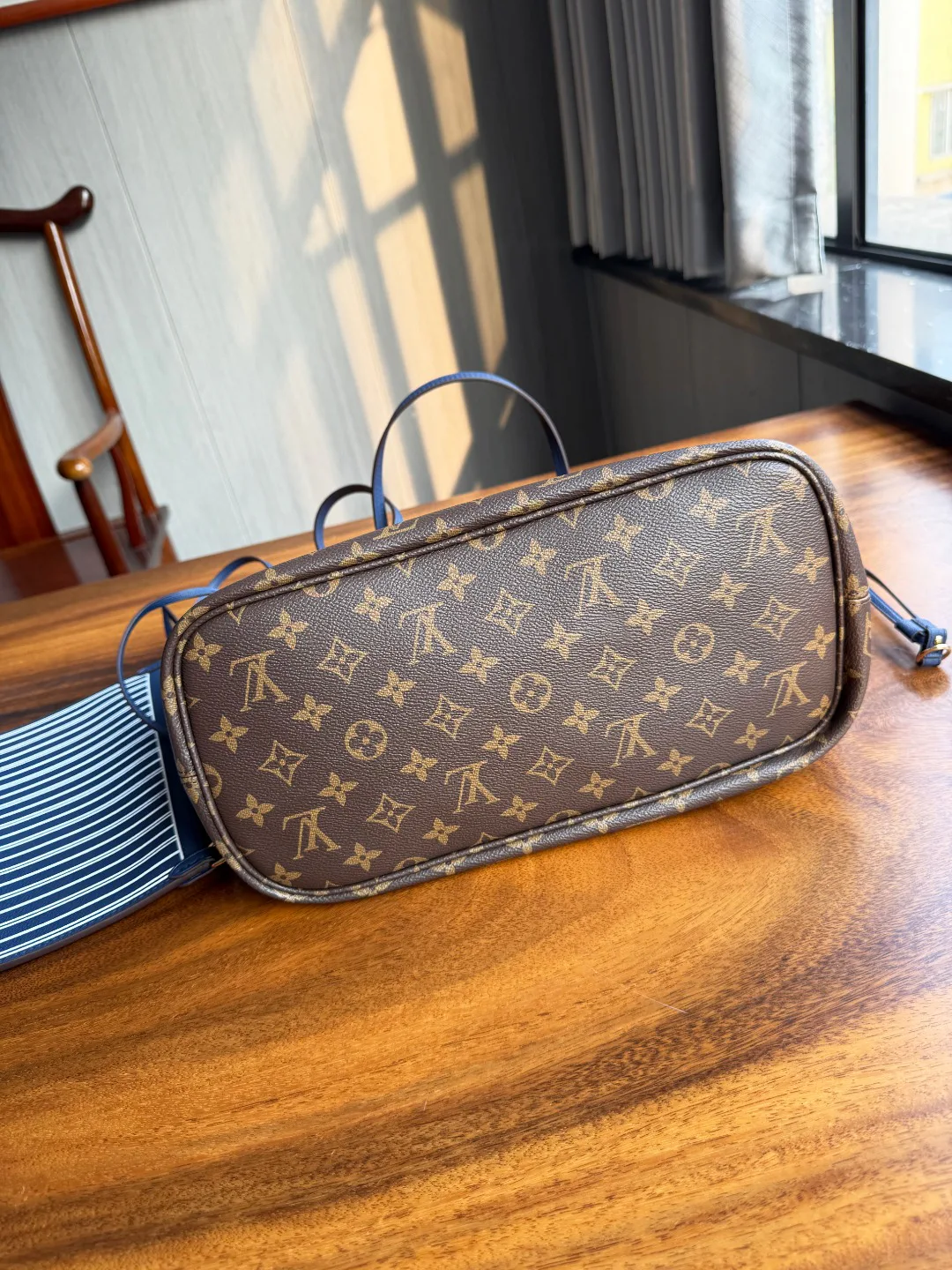 Классические Сумки Женские Louis Vuitton 11565820