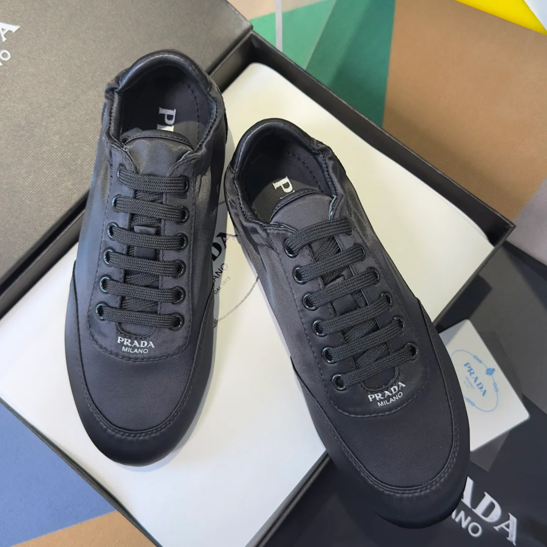 Кроссовки Женские Prada 790416