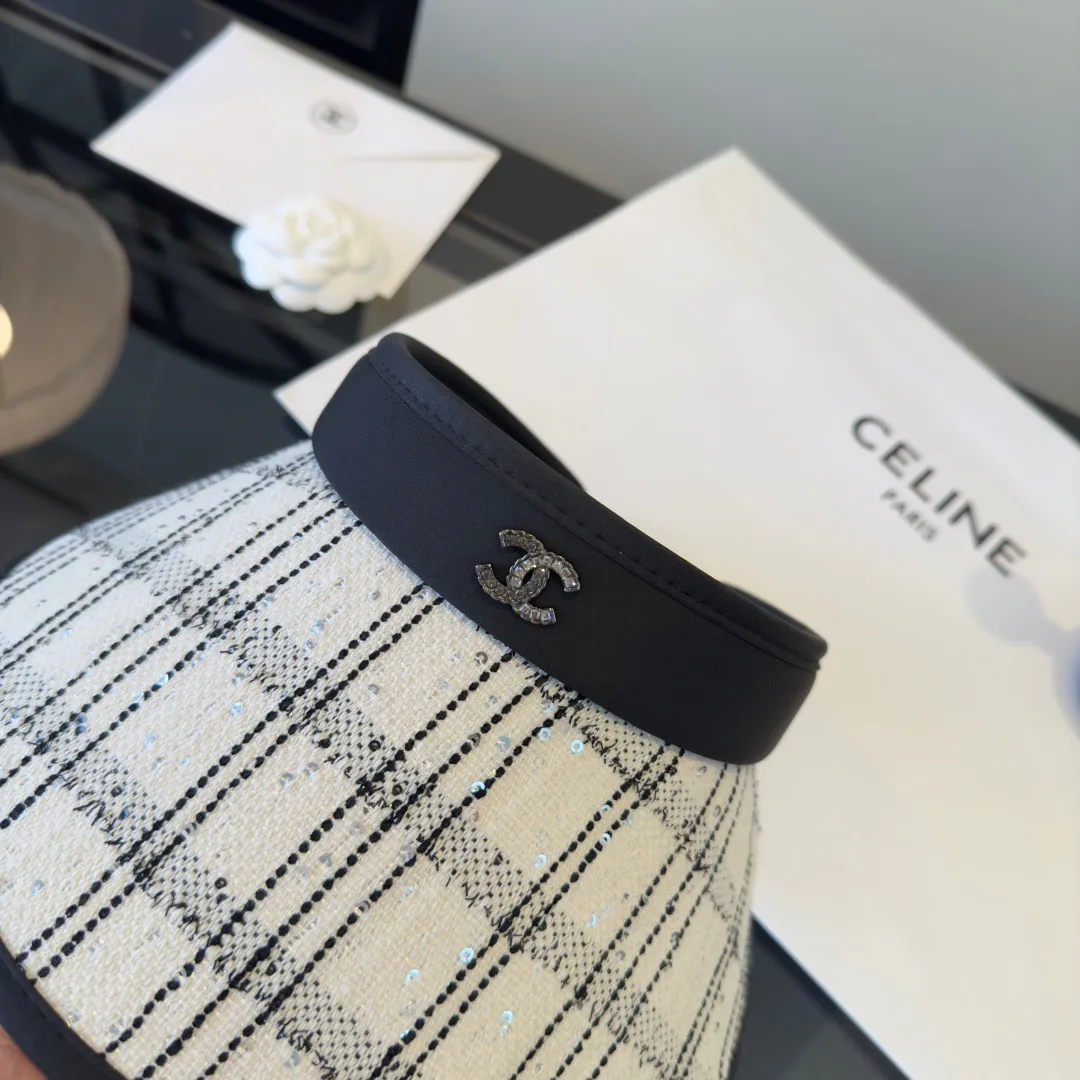 Головные Уборы Chanel 12349319