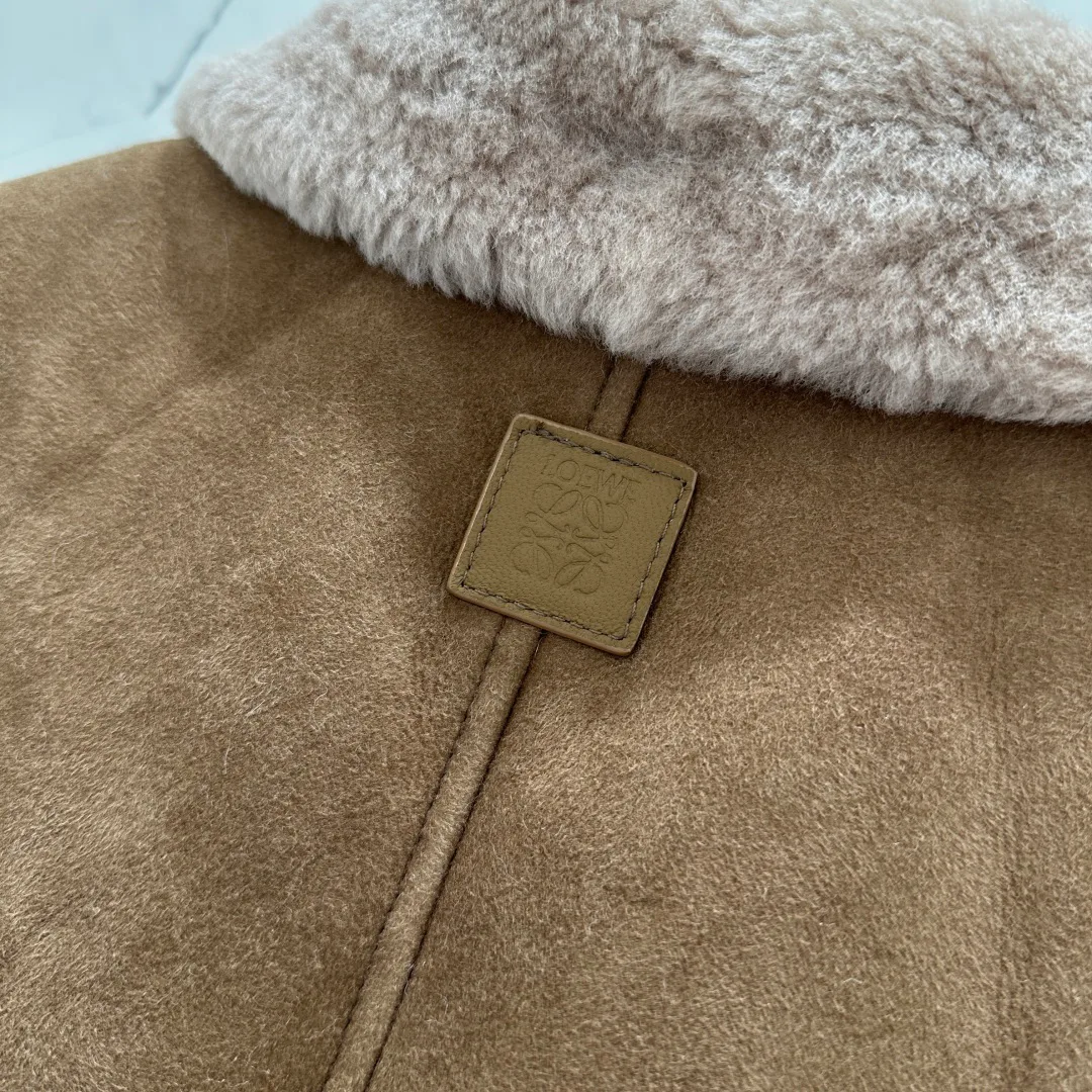 Кожаные Куртки И Дублёнки Женские Loewe 1200029