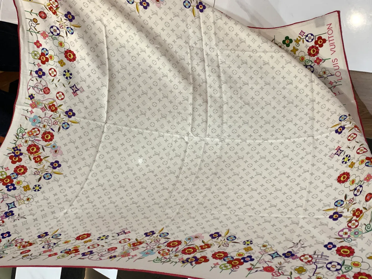 Шарфы Louis Vuitton 588344