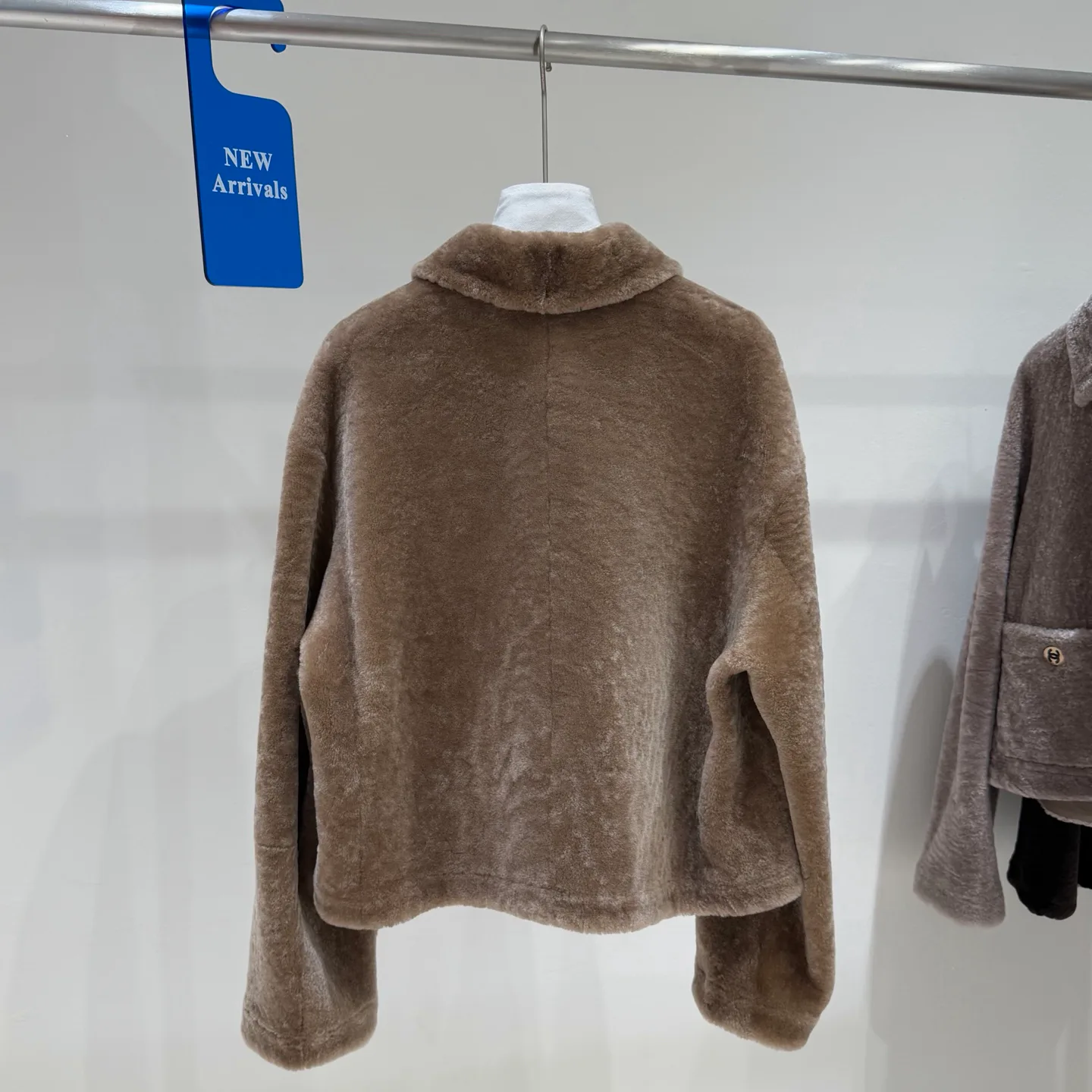 Кожаные Куртки И Дублёнки Женские Chanel 17921273