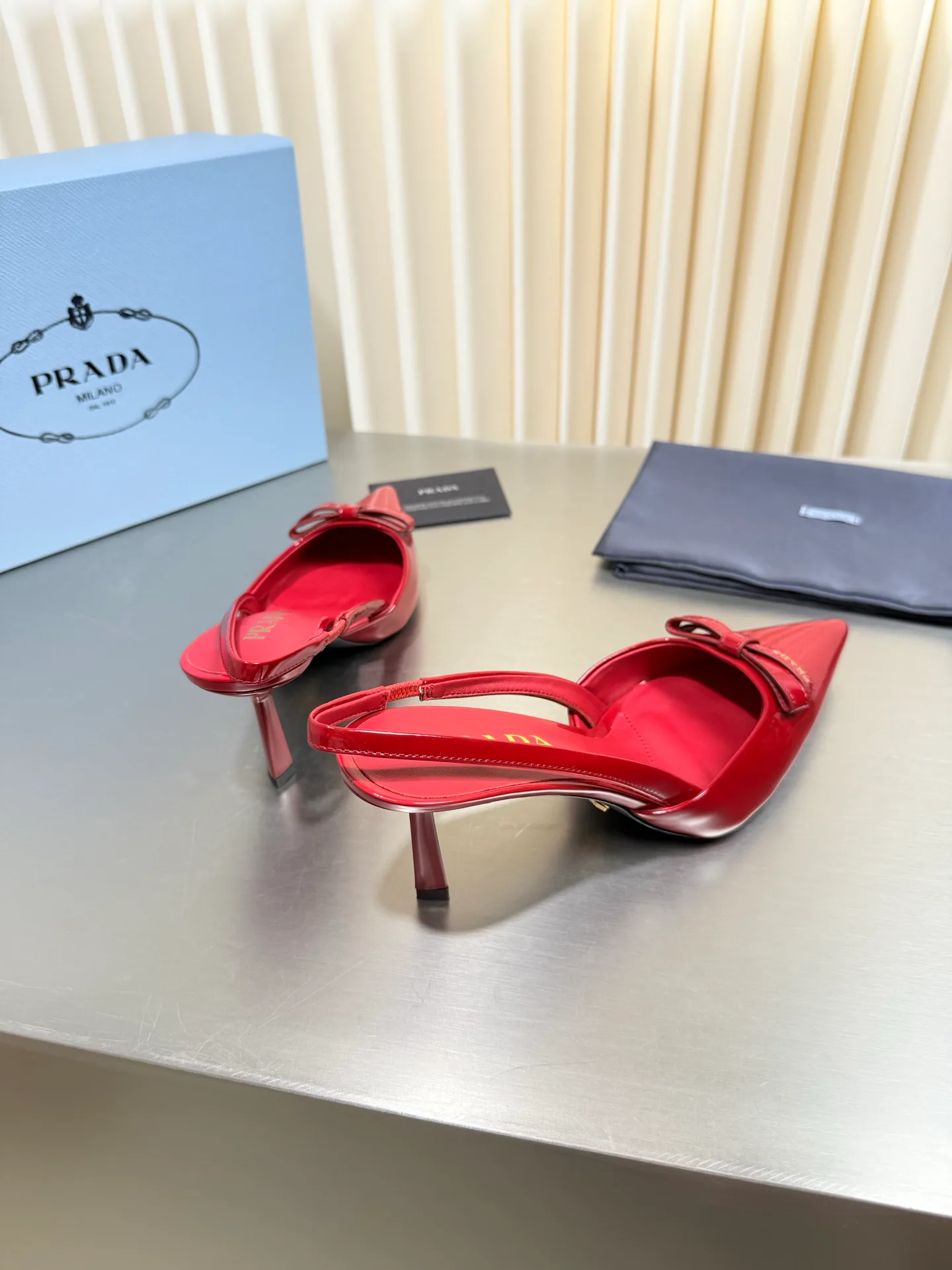 Туфли Женские Prada 18083093