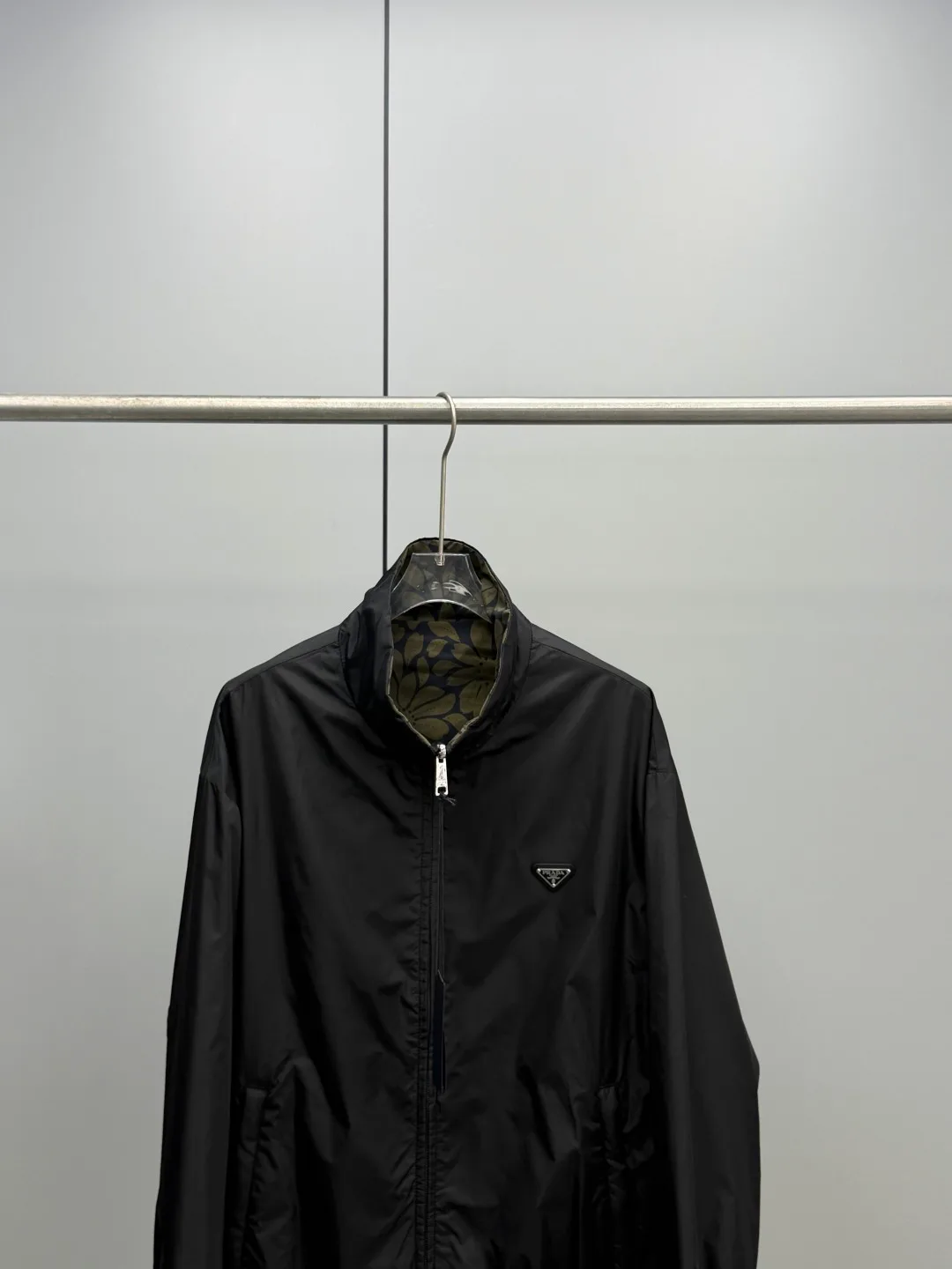 Куртки И Пуховики Мужские Prada 17476248